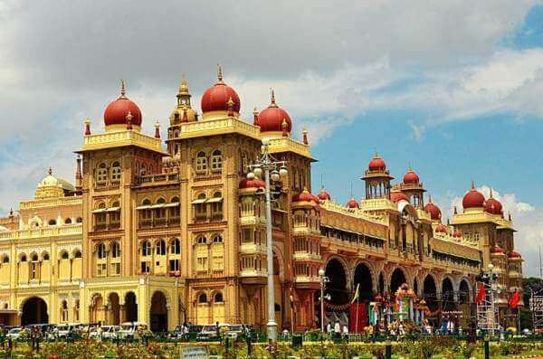 Mysore Ooty Tour Package From Bangalore, Mysore Palace